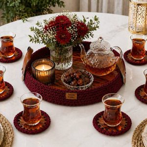 صينية نبيتي مدورة خشب وكروشيه بيد جلد